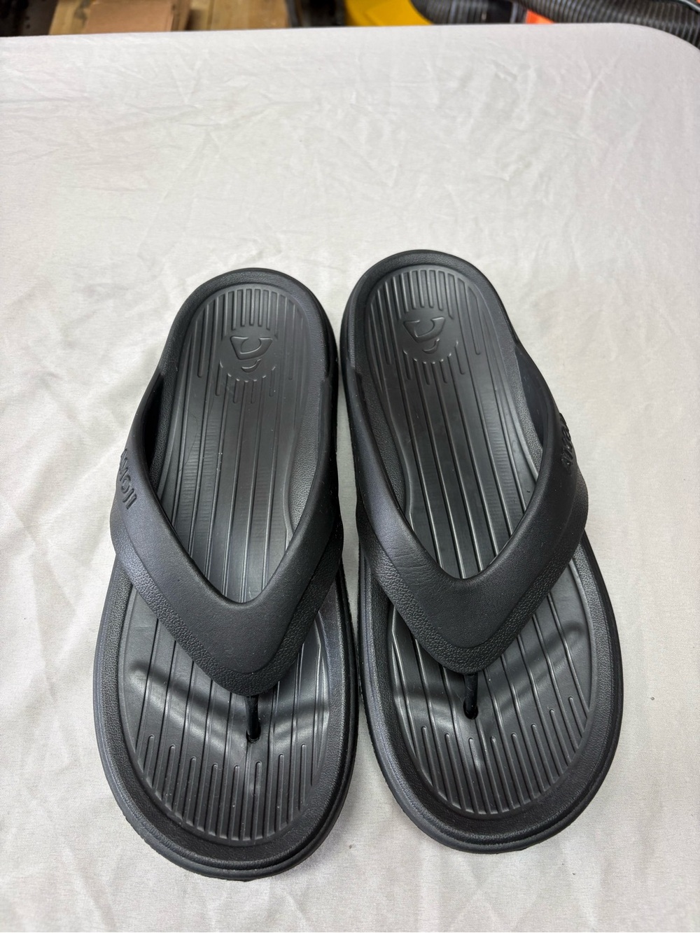 Men's Black Comfort Flip Flops - Cushioned Slide Sandals